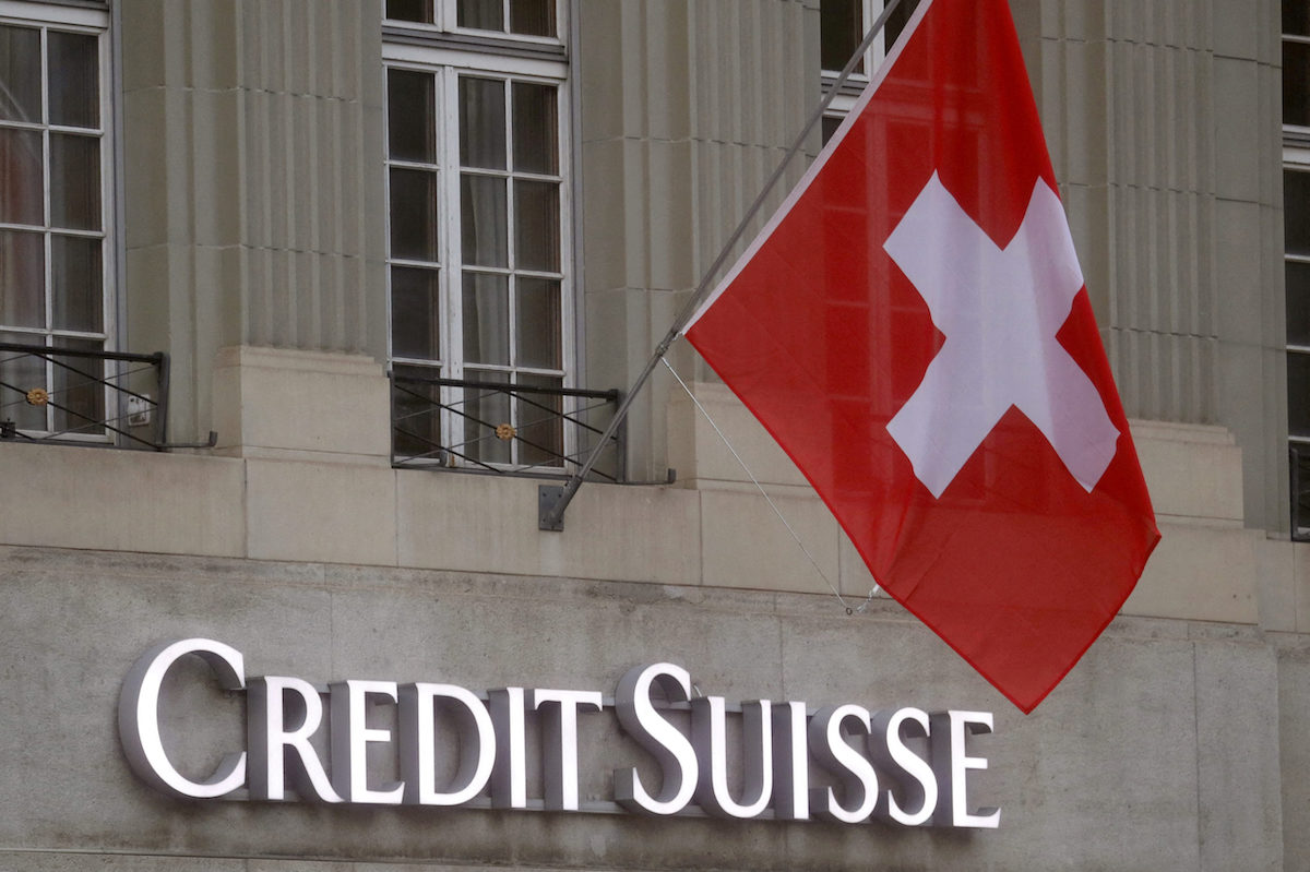 Акции Credit Suisse упали на 10% на фоне отказа главного инвестора от вливаний