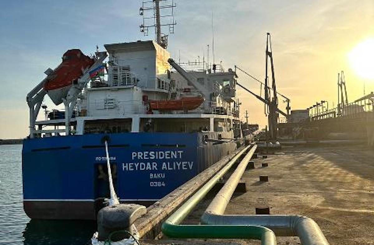 «КазТрансОйл» отправило на экспорт 9 959 тонн нефти с месторождения Тенгиз