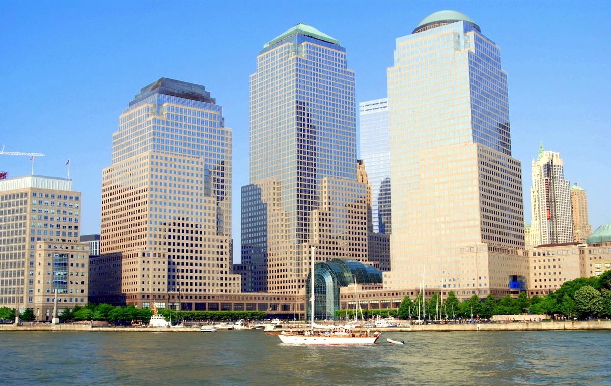 Лондон разделил первое место с Нью-Йорком в качестве главного финансового центра мира