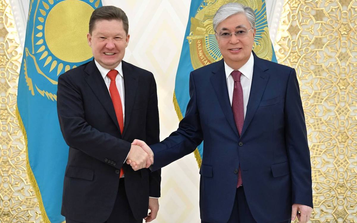 Президент Казахстана и председатель 