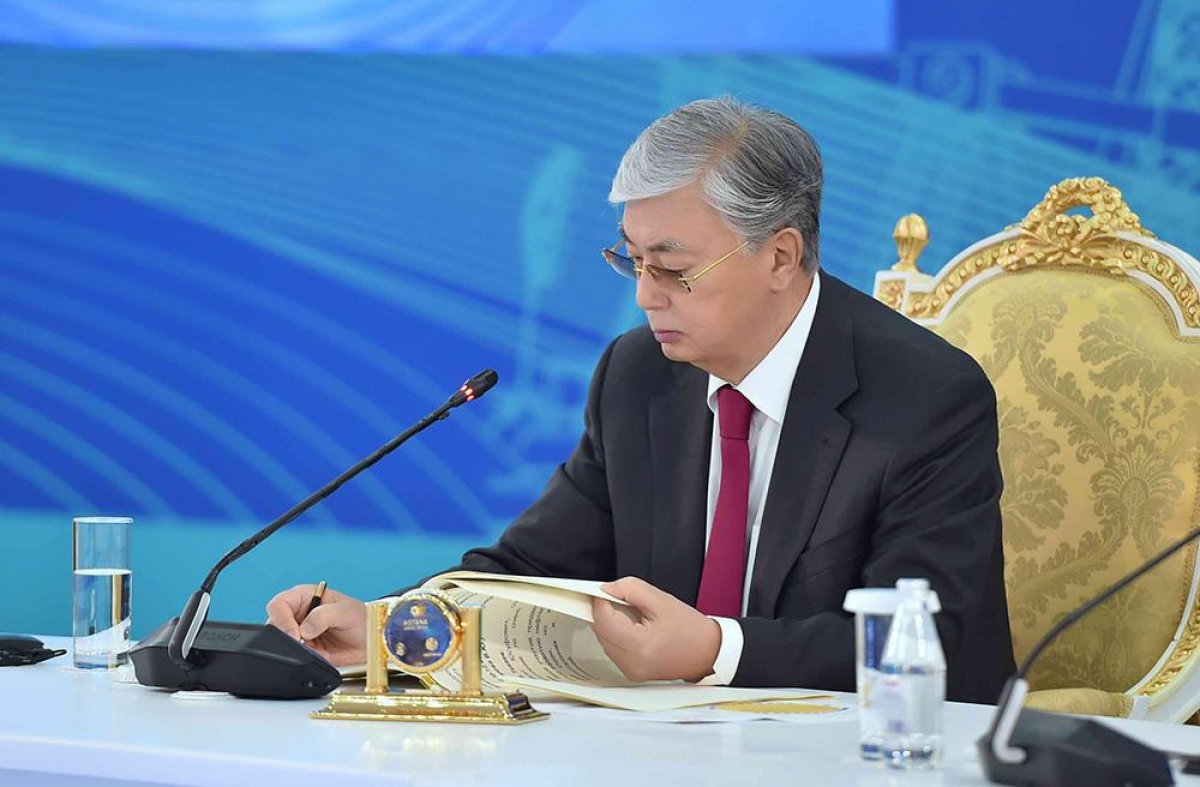 Президент Казахстана утвердил Информационную доктрину и требует разработать План действий