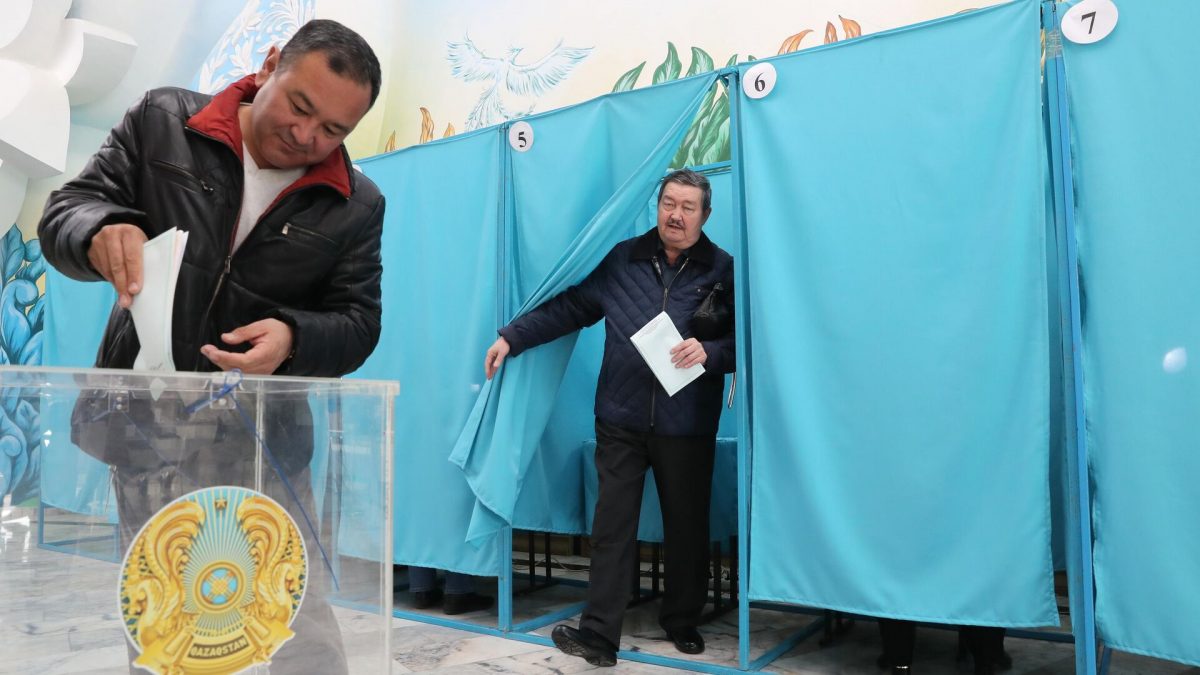 В Казахстане официально завершились выборы в Мажилис и Маслихаты