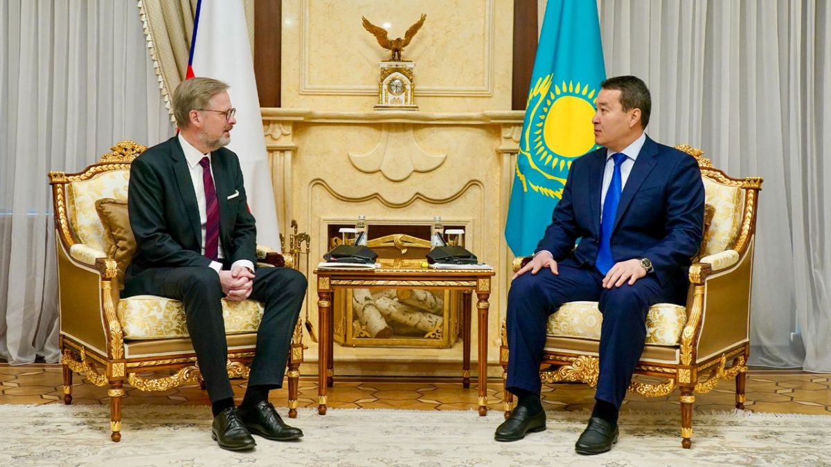 Петр Фиала и Алихан Смаилов