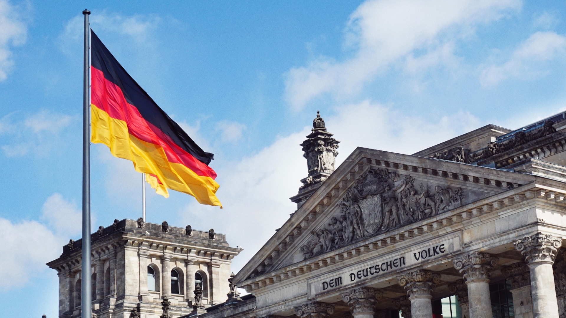 Прогноз по инфляции в Германии снижен до 5,9% на 2023 год