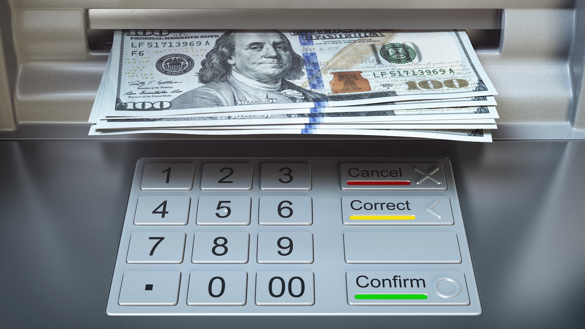 Как распознать опасность у банкомата и защитить свои деньги