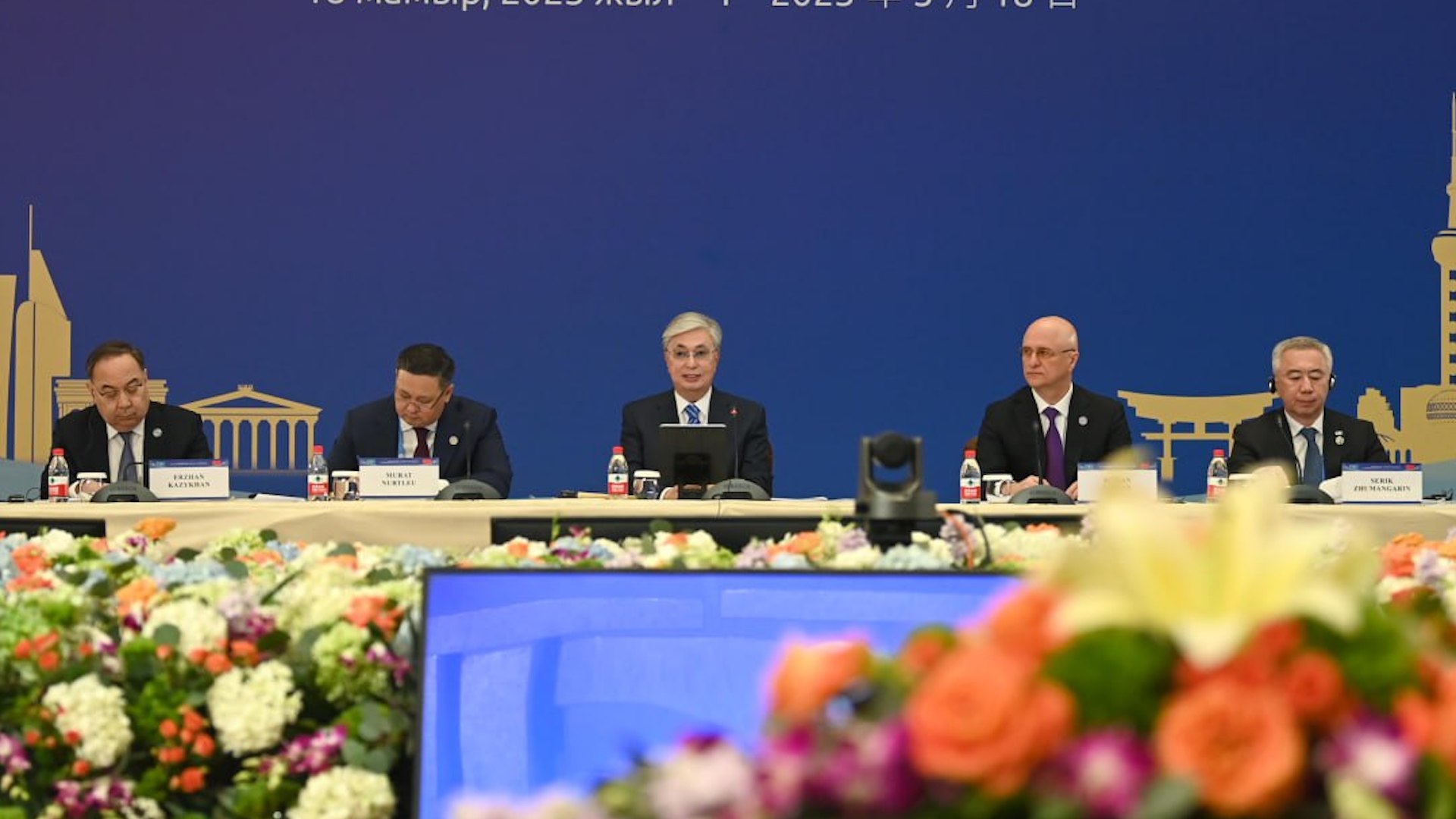 Казахстан и Китай подписали меморандум о торгово-экономических исследованиях
