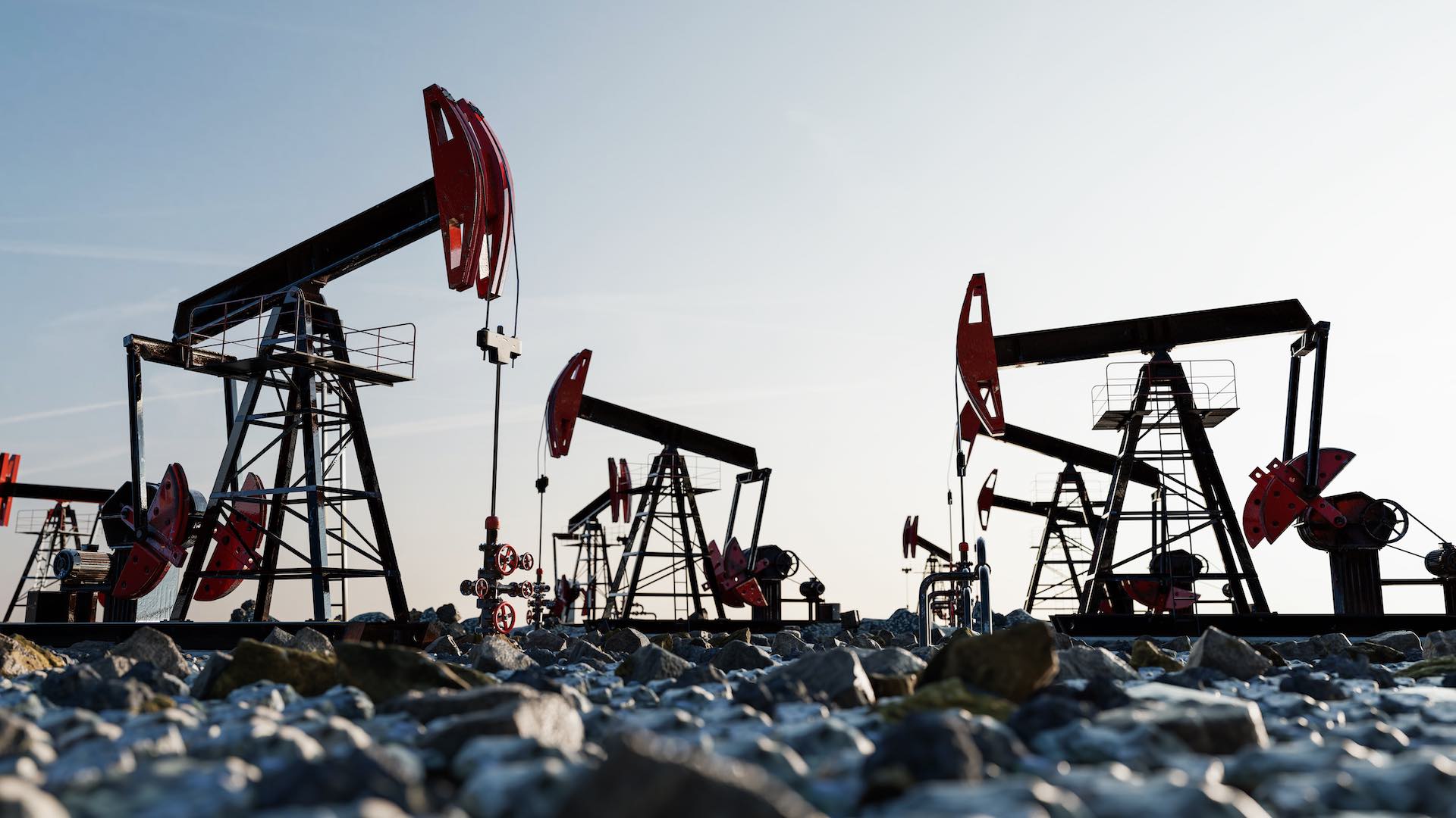 Мировые цены на нефть падают на фоне внешних событий