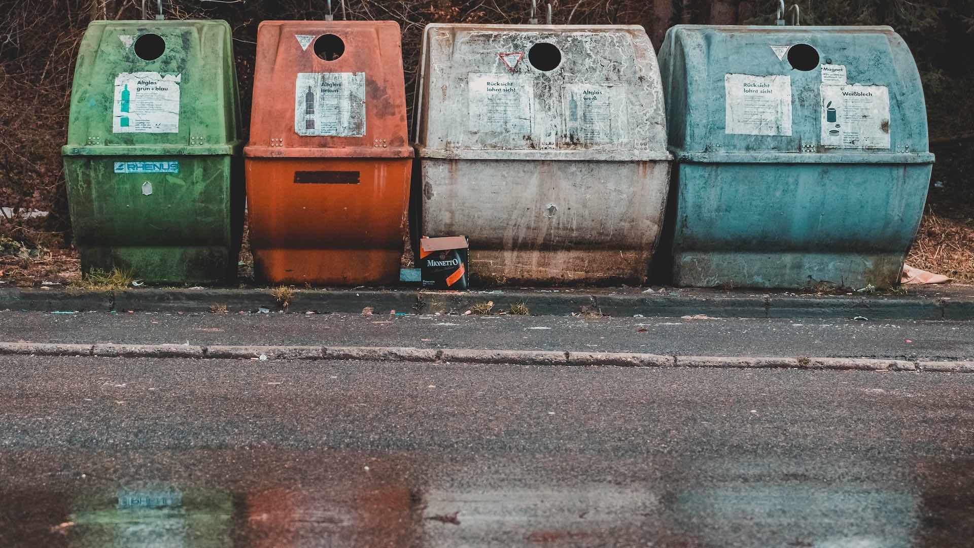 Фото раздельного сбора мусора